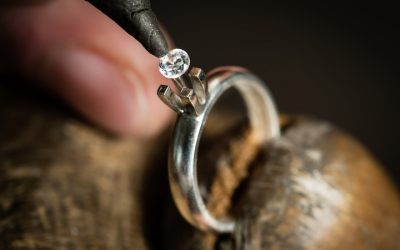 How an Ad Campaign Invented the Diamond Engagement Ring?